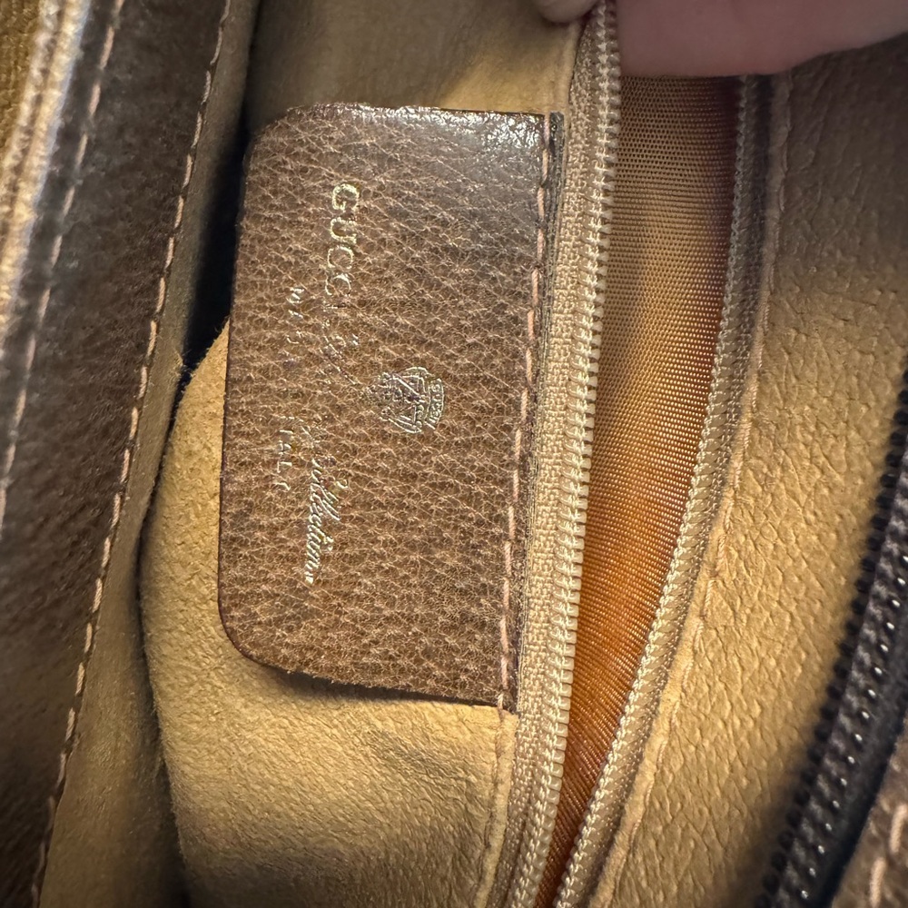 Gucci Brown and Tan Monogram Shoulder Bag - Picture 5 of 8